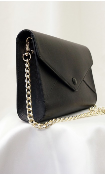 LE SAC A MAIN 