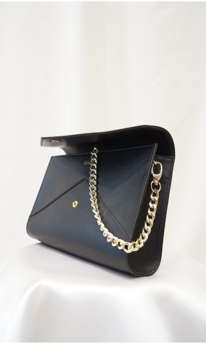 LE SAC A MAIN 