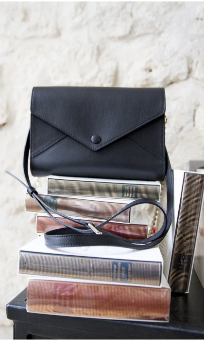 LE SAC A MAIN 