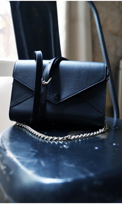 LE SAC A MAIN 