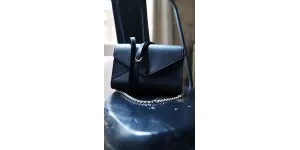 LE SAC A MAIN 