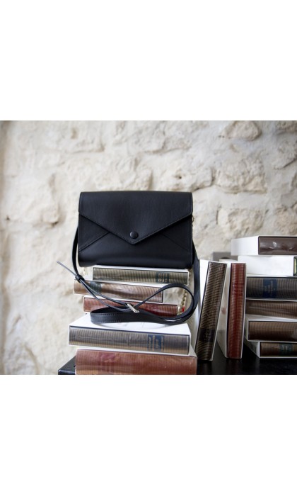 LE SAC A MAIN 
