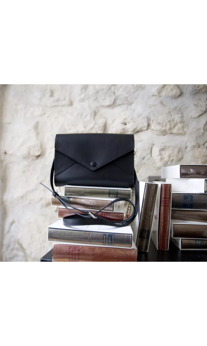 LE SAC A MAIN 