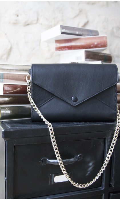 LE SAC A MAIN 