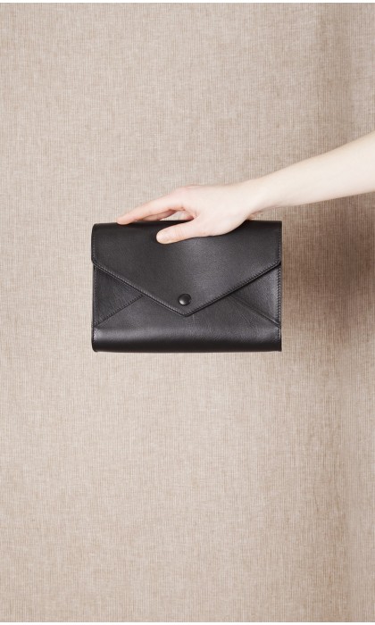 LE SAC A MAIN 