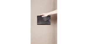 LE SAC A MAIN 