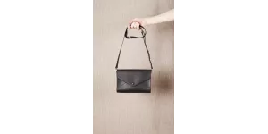 LE SAC A MAIN 