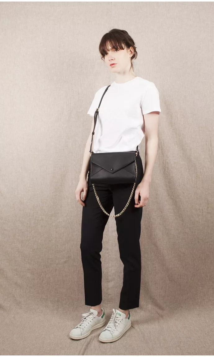 LE SAC A MAIN 