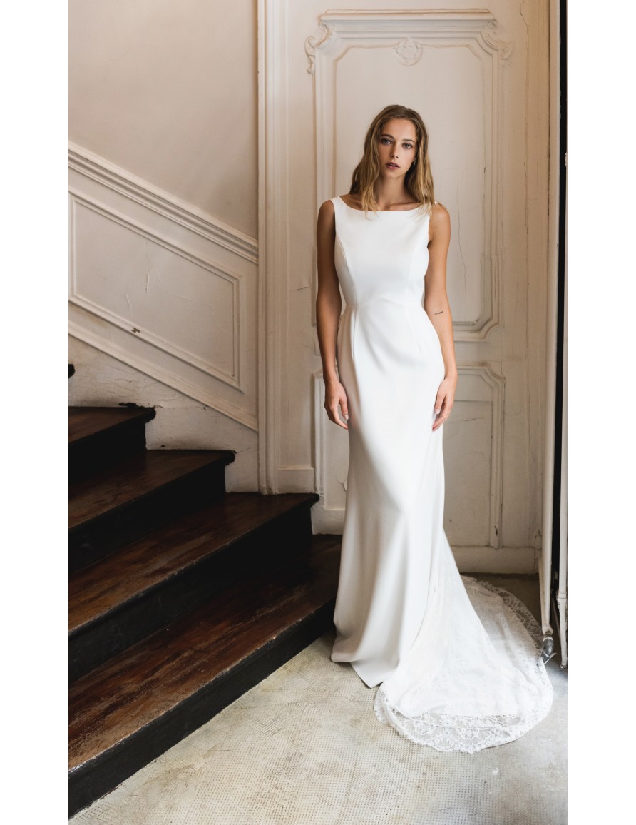 Robe De Mariée Courte A Plume Blanche