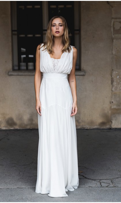 Venus wedding dress
