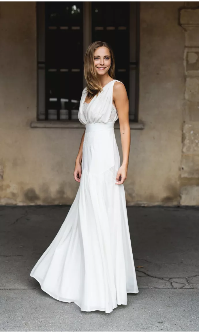 Venus wedding dress