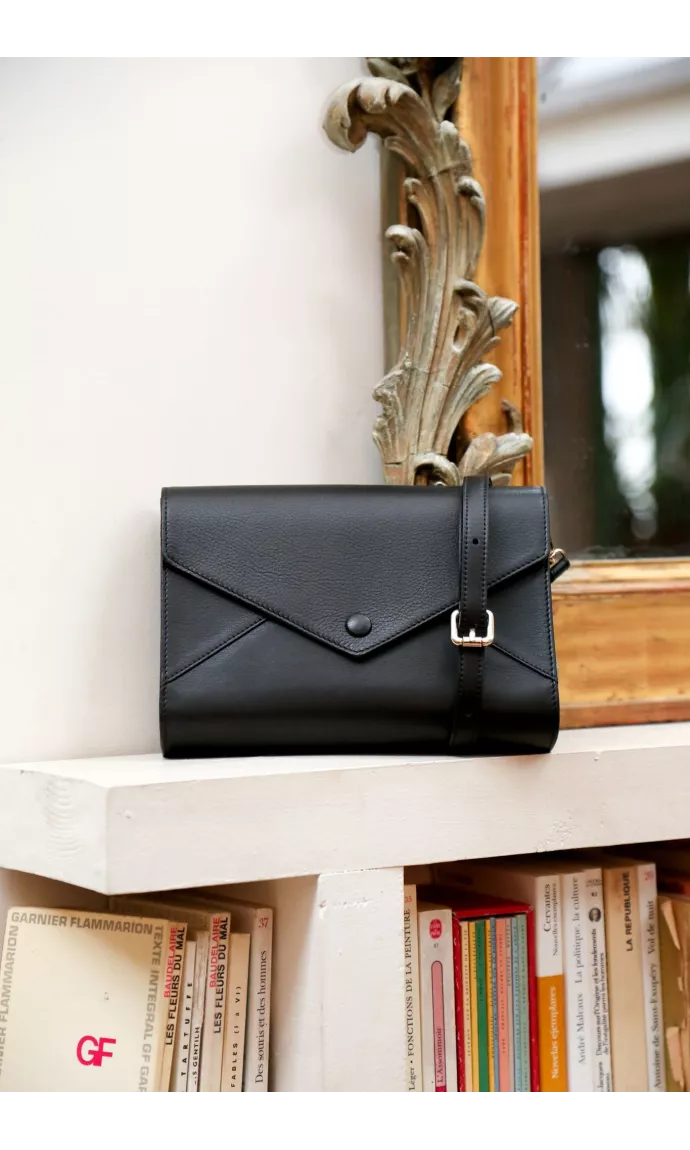 LE SAC A MAIN 