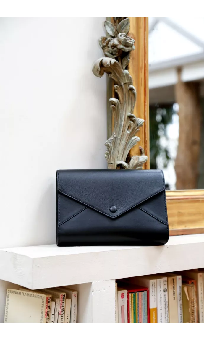 LE SAC A MAIN 