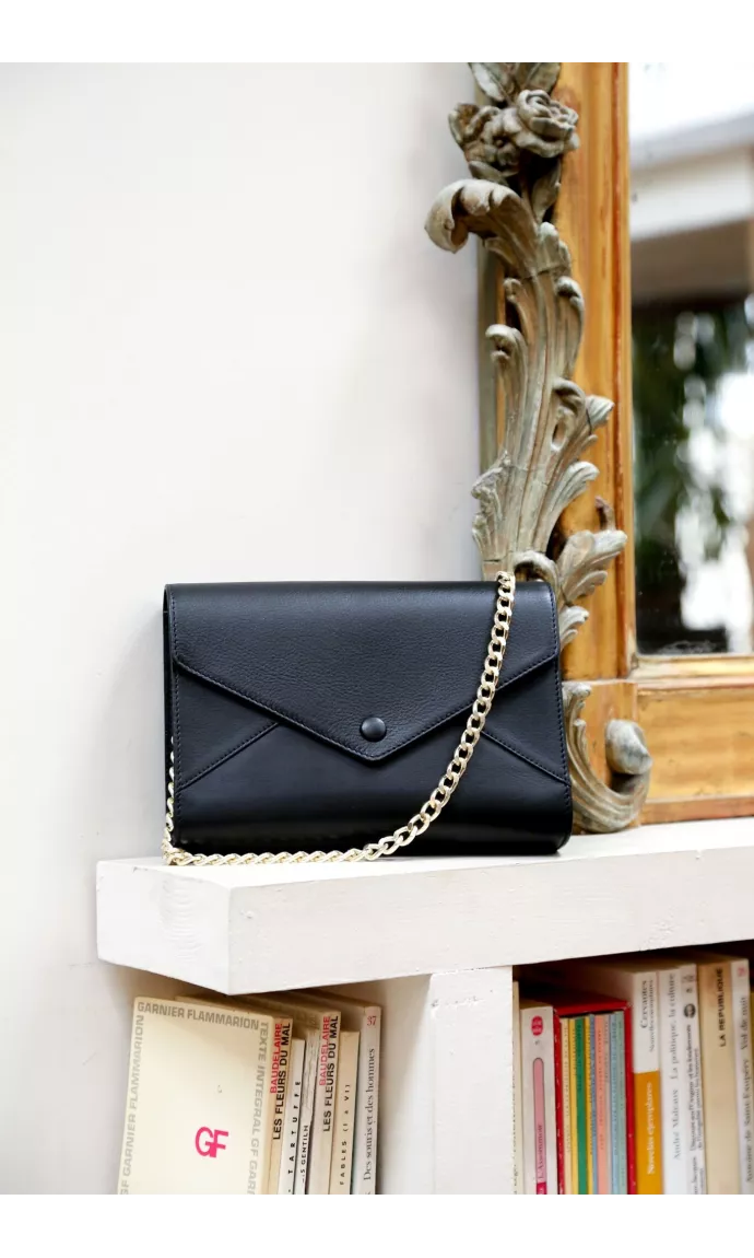 LE SAC A MAIN 