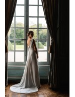 The wedding dress Olympe