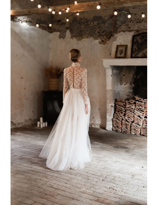 The Chiara wedding dress