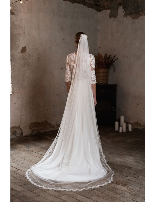 Veil Sarah