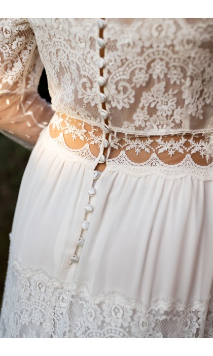 Folk wedding dress