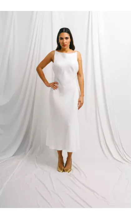 Robe couture et maxi dos nu misteriosa