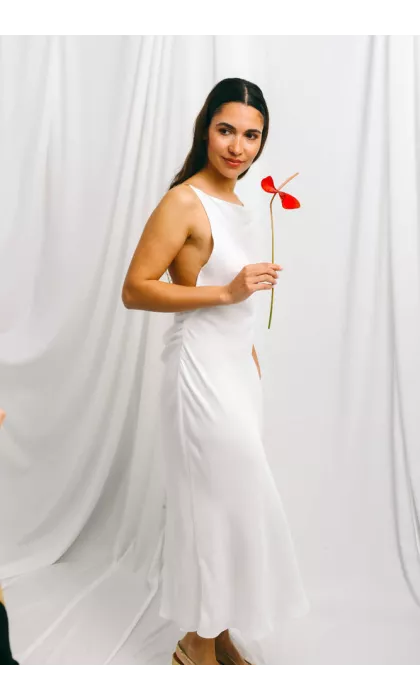 Robe couture et maxi dos nu misteriosa