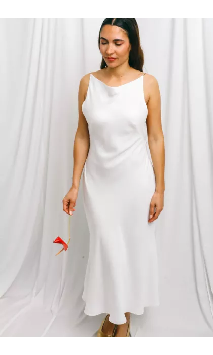 Robe couture et maxi dos nu misteriosa