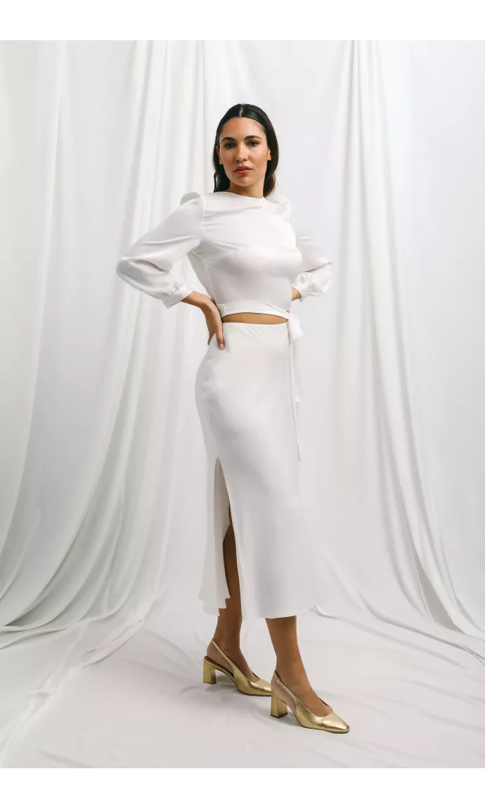 Minimalist bridal skirt