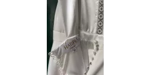Agathe showroom sample