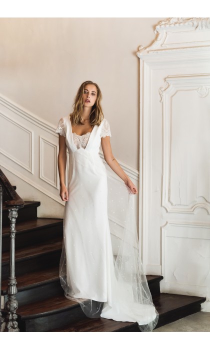 Angelique wedding dress