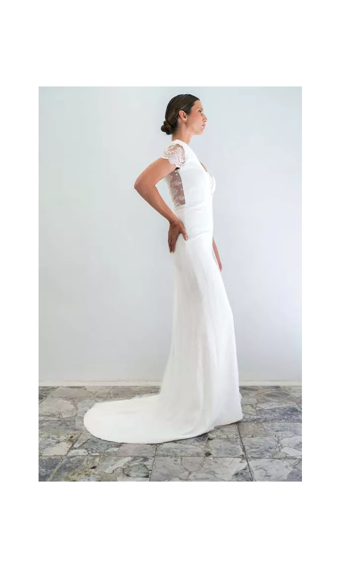 Angelique showroom sample