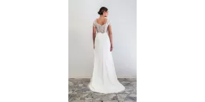 Angelique showroom sample