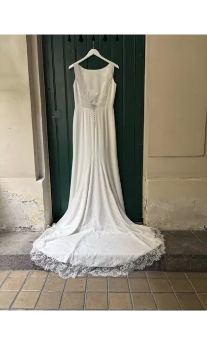 Blanche modèle d'exposition