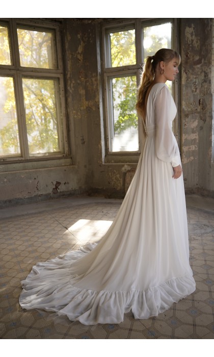 Clémence showroom sample