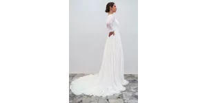 Clémence showroom sample