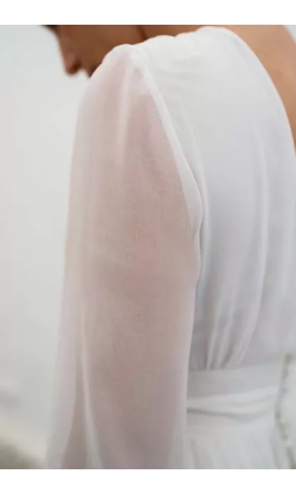 Clémence showroom sample