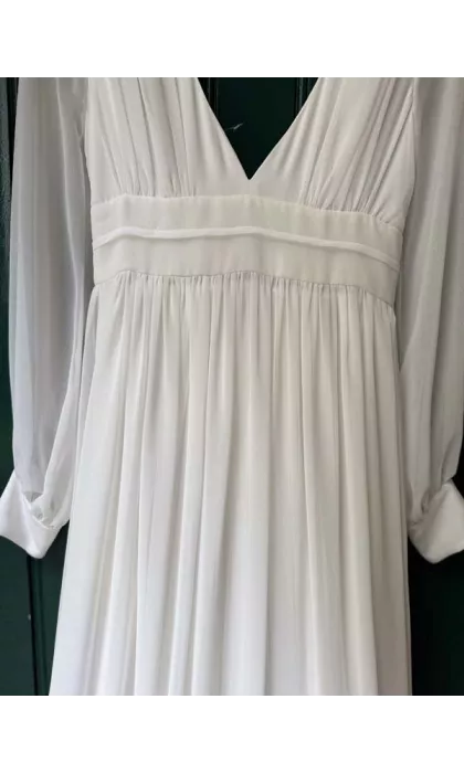 Clémence showroom sample