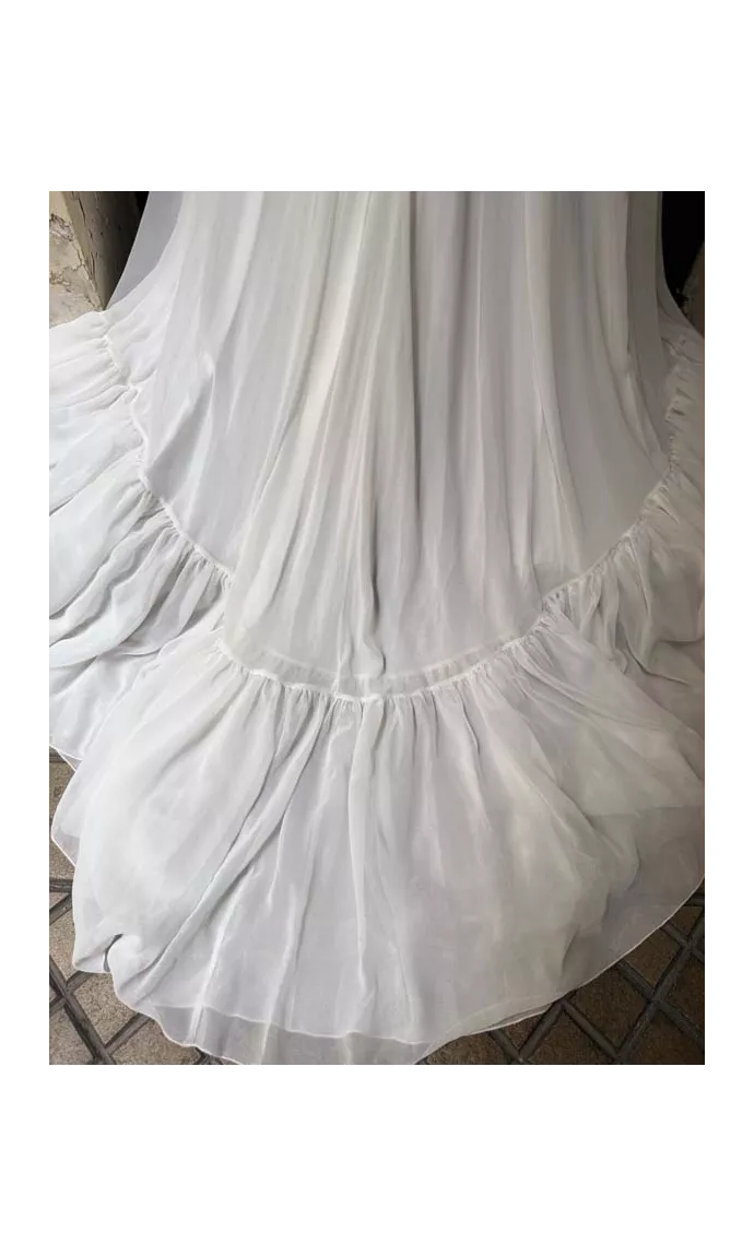 Clémence showroom sample