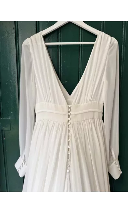 Clémence showroom sample