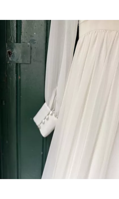 Clémence showroom sample