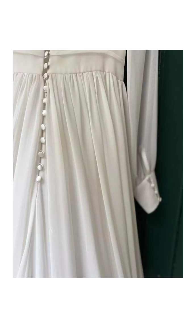 Clémence showroom sample