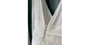 Clémence showroom sample