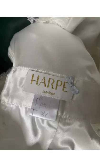 Colette  showroom sample