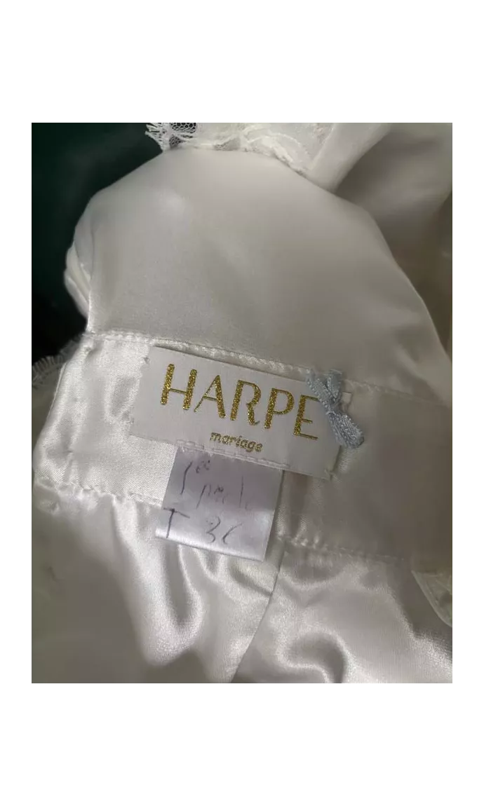 Colette  showroom sample