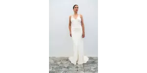 Deesse showroom sample