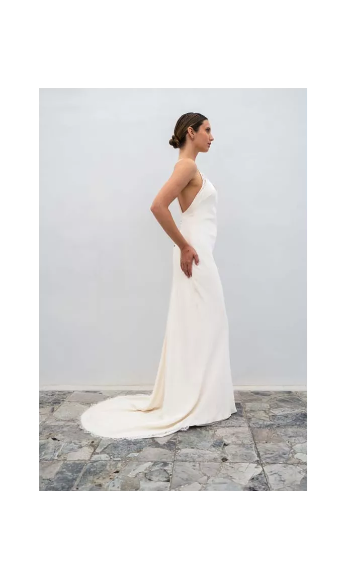 Deesse showroom sample