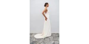 Deesse showroom sample