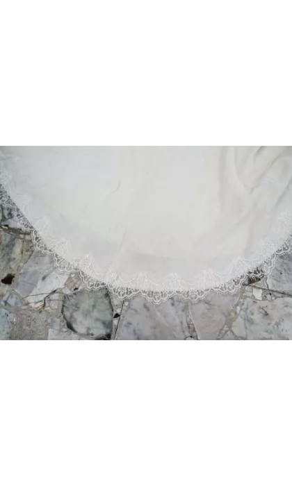 Deesse showroom sample