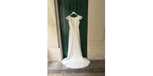 Eve showroom sample