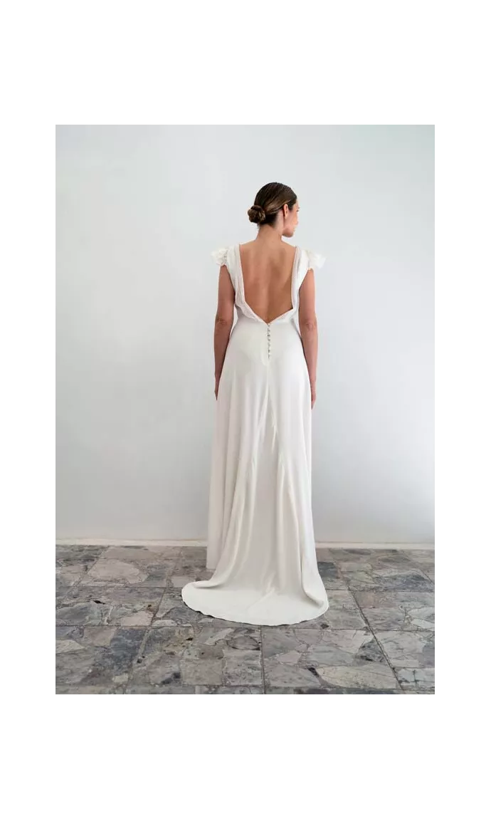 Eve showroom sample