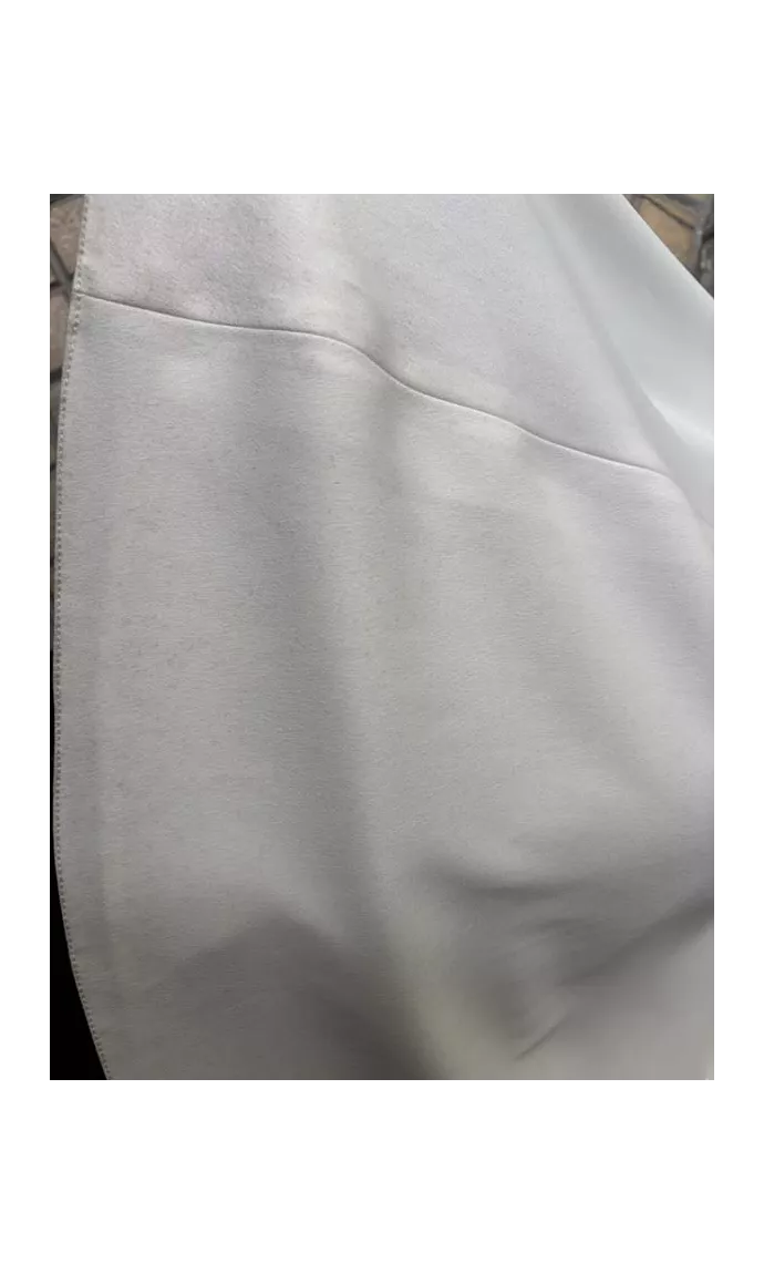 Ingrid showroom sample