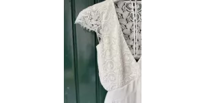 Lou showroom sample